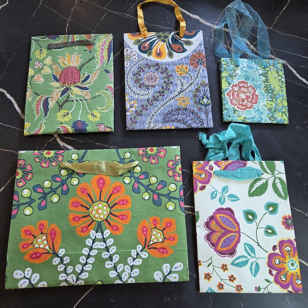 NWOT Hand Printed Papers Gift Bags with Organza Ribbons - Set of 6